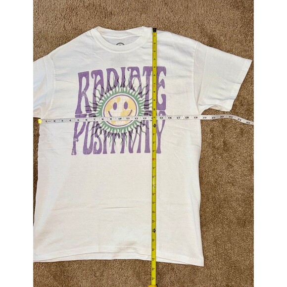 Radiate Positivity T-Shirt White Purple Sun Graphic Tee Size - Unisex Medium - Picture 5 of 7